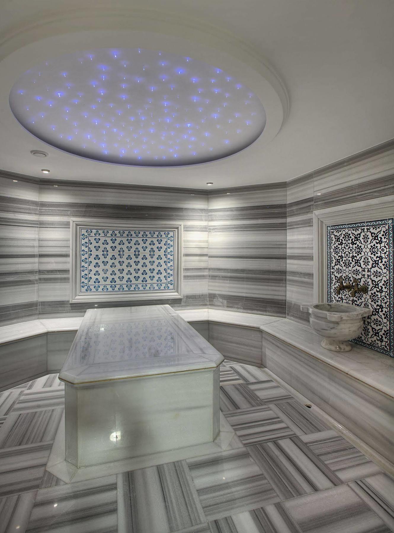 Отель Arcadia Blue 4*